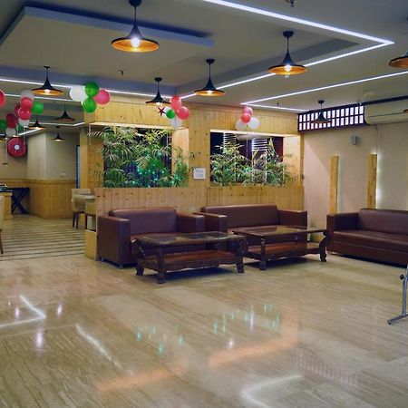 The Lohmod Hotel - Near Delhi Airport Nova Deli Exterior foto