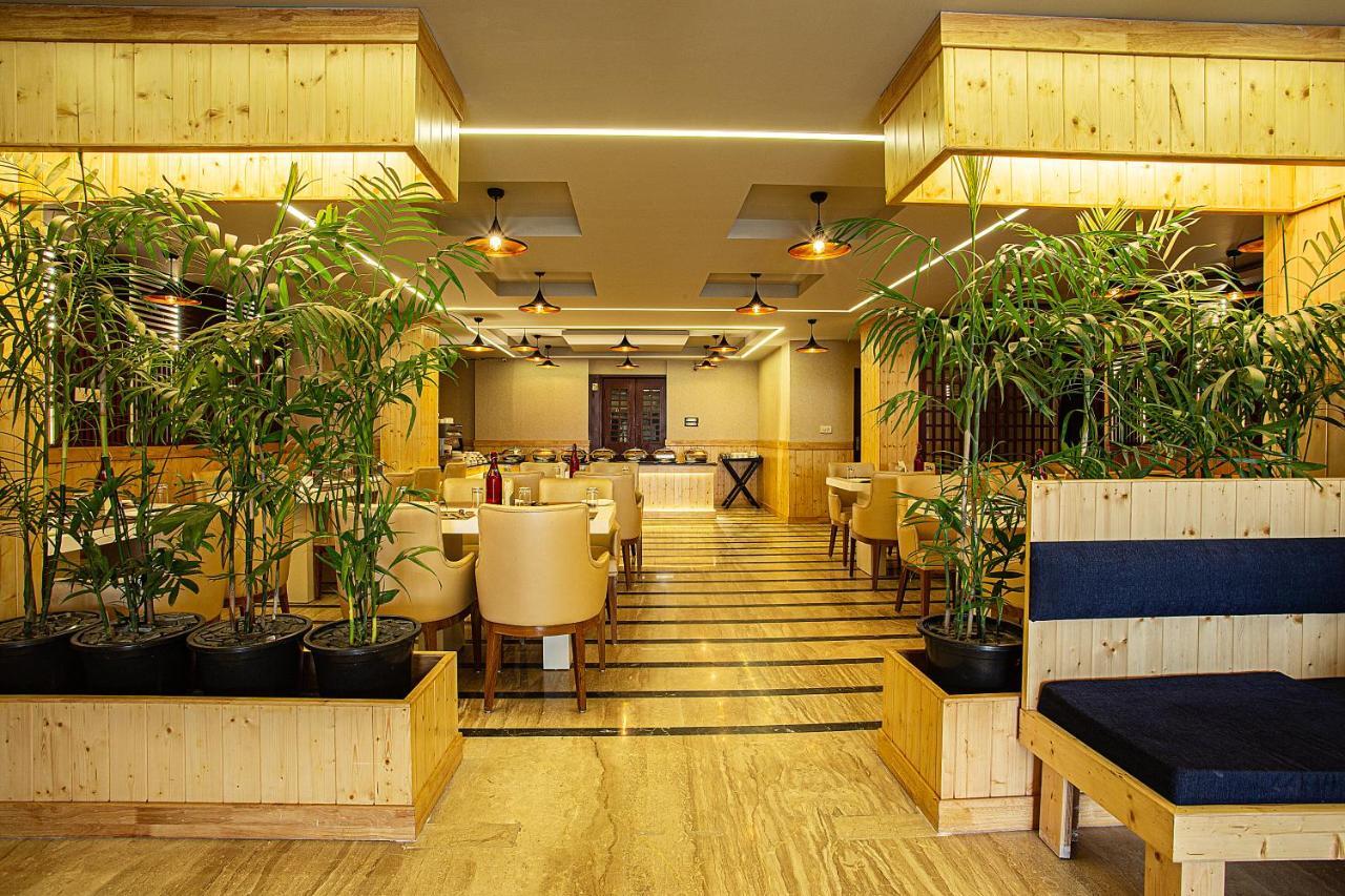The Lohmod Hotel - Near Delhi Airport Nova Deli Exterior foto