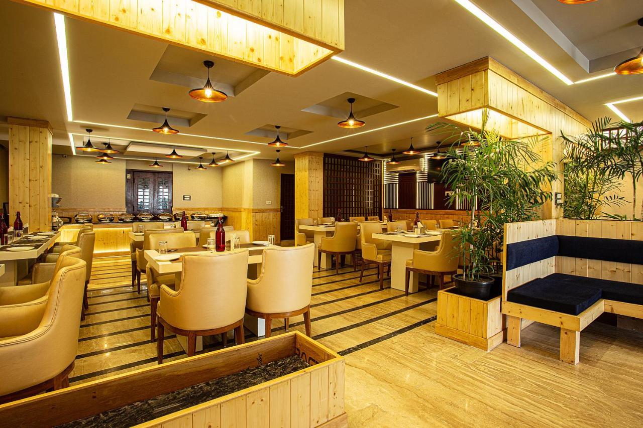 The Lohmod Hotel - Near Delhi Airport Nova Deli Exterior foto